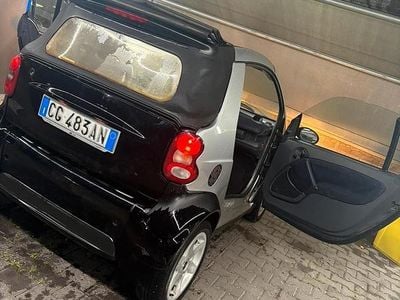 Begagnad Smart ForTwo Coupé 1998 Svart Sportkupé