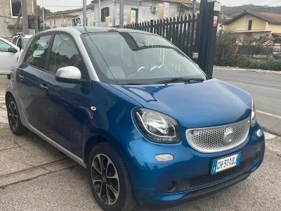 Usata Smart ForFour Passion 70 CV (51 kW) 2015 Blu Utilitaria