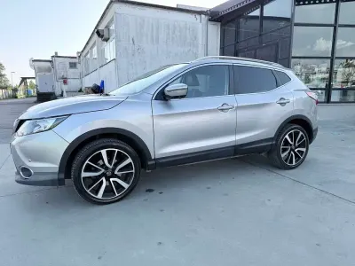 Usata Nissan Qashqai Tekna 110 CV (80 kW) 2016 Grigio SUV