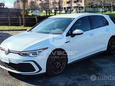 Usata VW Golf VIII GTI 245 CV (180 kW) 2023 Bianco Utilitaria