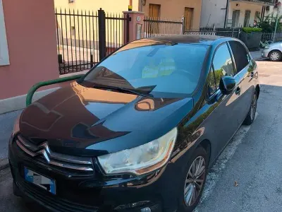 Usata Citroën C4 95 CV (69 kW) 2012 Nero Berlina