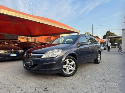 Usata Opel Astra Enjoy 116 CV (85 kW) 2007 Blu Berlina