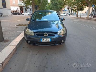 VW Golf V