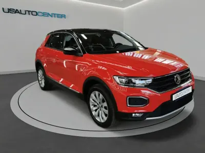 Usata VW T-Roc Style 116 CV (85 kW) 2019 Rossa/nero SUV