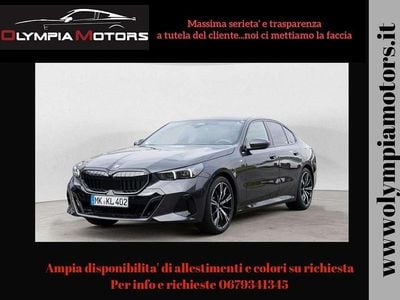 Usata BMW 520 M Sport 197 CV (144 kW) 2023 Oxidgrau ii metallic Berlina