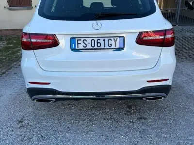 Usata Mercedes GLC220 Business 170 CV (125 kW) 2018 SUV