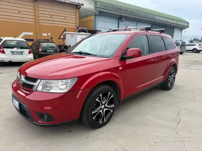 Usata Fiat Freemont Lounge 140 CV (102 kW) 2016 Rosso SUV
