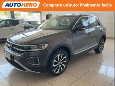 Usata VW T-Roc Style 150 CV (110 kW) 2023 Grigio SUV