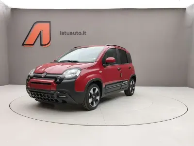 Usata Fiat Panda Cross Cross 69 CV (50 kW) 2025 Rosso passione Utilitaria