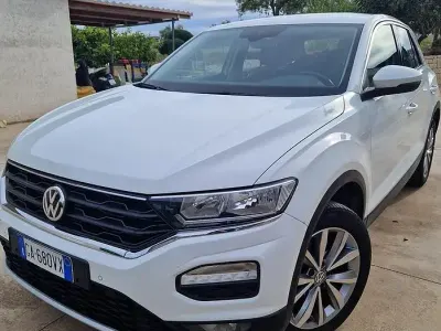 Usata VW T-Roc 116 CV (85 kW) 2020 Bianco SUV