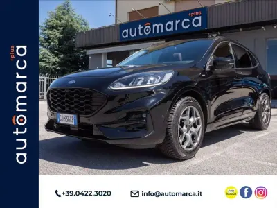Usata Ford Kuga ST-Line 150 CV (110 kW) 2021 Nero metallizzato SUV