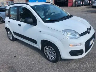 Usata Fiat Panda Easy 69 CV (50 kW) 2014 Bianco Utilitaria
