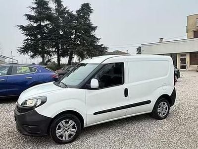 Usata Fiat Doblò Active 95 CV (69 kW) 2019 Bianco Monovolume
