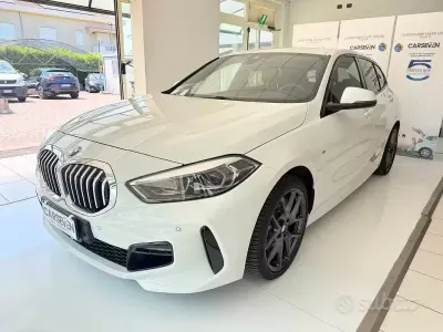 Usata BMW 116 M Sport 109 CV (80 kW) 2022 Bianco Utilitaria