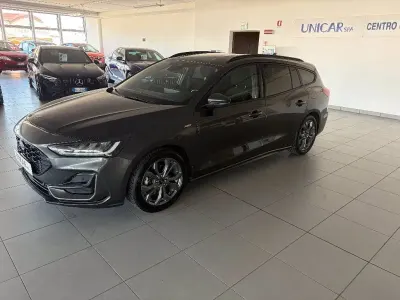 Usata Ford Focus ST-Line X 120 CV (88 kW) 2022 Magnetic grey Station wagon