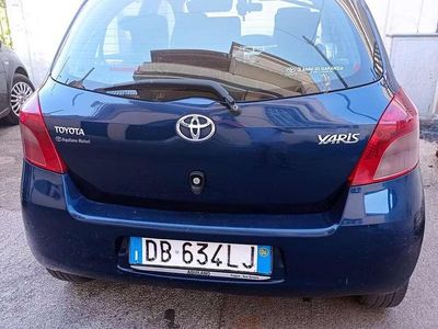Blu/azzurro Usata 2006 Toyota Yaris Sol Berlina | 1500 € (Buon prezzo)