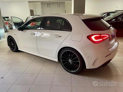 Usata Mercedes A180 AMG 108 CV (79 kW) 2018 Bianco Berlina