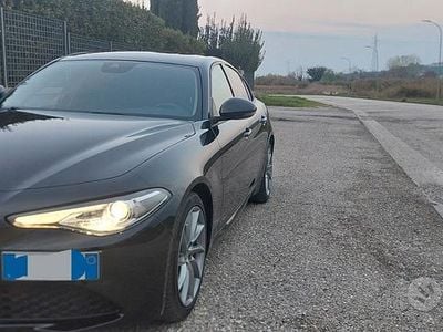 Usata Alfa Romeo Giulia 150 CV (110 kW) 2018 Nero Berlina