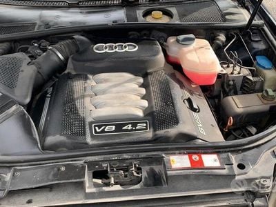 Usata Audi A6 300 CV (220 kW) 1999 Blu Station wagon
