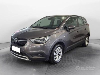 Usata Opel Crossland X Innovation 102 CV (75 kW) 2020 Grigio chiaro SUV