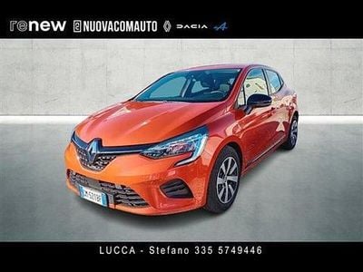 Usata Renault Clio V Equilibre 100 CV (73 kW) 2023 Arancione Utilitaria