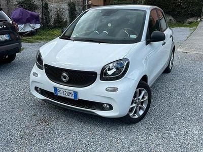 Bianco Usata 2016 Smart ForFour Utilitaria | 8790 €