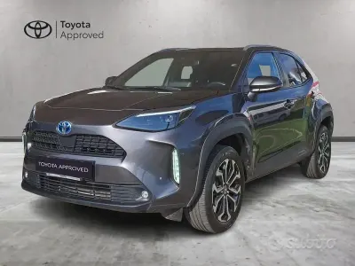 Usata Toyota Yaris Cross Trend 116 CV (85 kW) 2022 Dark grey met  dar SUV