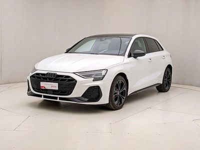Usata Audi A3 S-Line 272 CV (200 kW) 2025 Bianco arkona Berlina