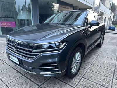 Usata VW Touareg Advance 231 CV (169 kW) 2018 Grigio SUV