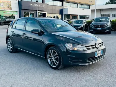 Usata VW Golf VII Highline 110 CV (80 kW) 2014 Nero Berlina