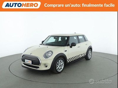 Begagnad Mini ONE 95 HK (69 kW) 2017 Vit Halvkombi