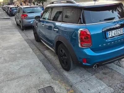 Usata Mini Countryman 111 CV (81 kW) 2019 Blu SUV