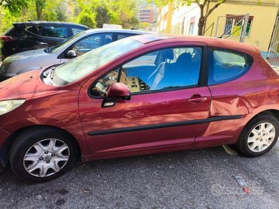 Usata Peugeot 207 73 CV (53 kW) 2009 Rosso Utilitaria