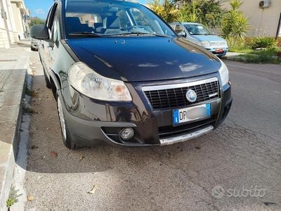 Usata Fiat Sedici 120 CV (88 kW) 2008 SUV