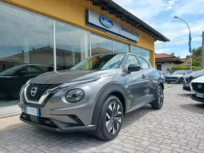 Usata Nissan Juke Acenta 114 CV (83 kW) 2025 Grigio SUV