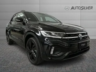 Usata VW T-Roc R-line 116 CV (85 kW) 2026 Nero / metallizzato SUV