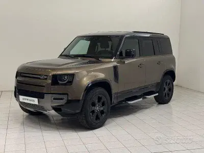 Usado Land Rover Defender SE Dynamic 200 CV (147 kW) 2024 Marrón SUV