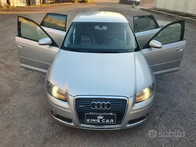 Usado Audi A3 Ambition 200 CV (147 kW) 2006 Gris Utilitario