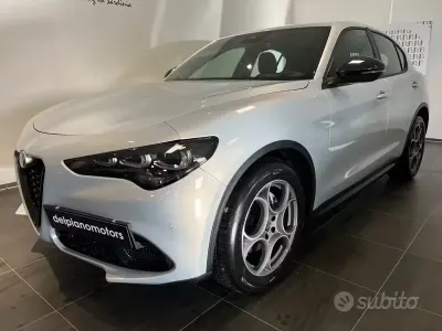 Usata Alfa Romeo Stelvio Sprint 160 CV (117 kW) 2024 Grigio SUV