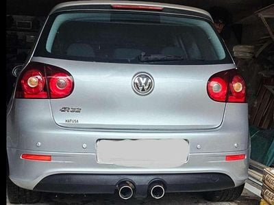 Begagnad VW Golf IV R 250 HK (183 kW) 2006 Silver Sedan