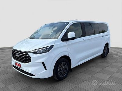 Usata Ford Tourneo Custom Titanium 150 CV (110 kW) 2025 Bianco Furgone