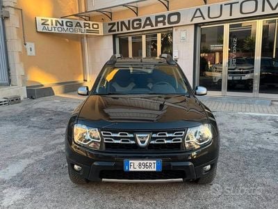 Usata Dacia Duster Lauréate 110 CV (80 kW) 2017 Grigio SUV