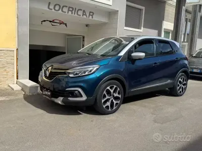 Usata Renault Captur 90 CV (66 kW) 2018 Verde SUV