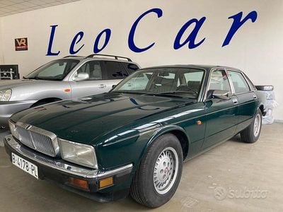Occasion Jaguar XJ6 Sovereign 203 ch (149 kW) 1990 Vert Berline