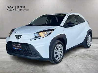 Usata Toyota Aygo X Active 72 CV (52 kW) 2022 Bianco SUV