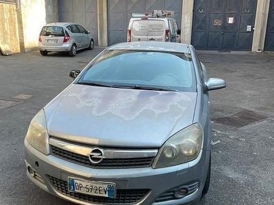 Opel Astra GTC