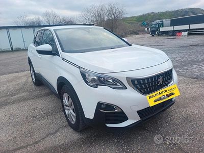 Usata Peugeot 3008 130 CV (95 kW) 2020 Bianco SUV