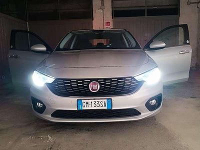 Usata Fiat Tipo Mirror 95 CV (69 kW) 2020 Grigio Berlina