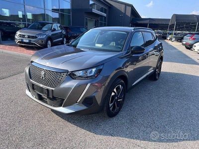 Usata Peugeot 2008 Allure 131 CV (96 kW) 2022 Gray SUV