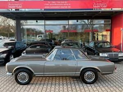 Usata Mercedes 230 150 CV (110 kW) 1965 Grigio Cabrio